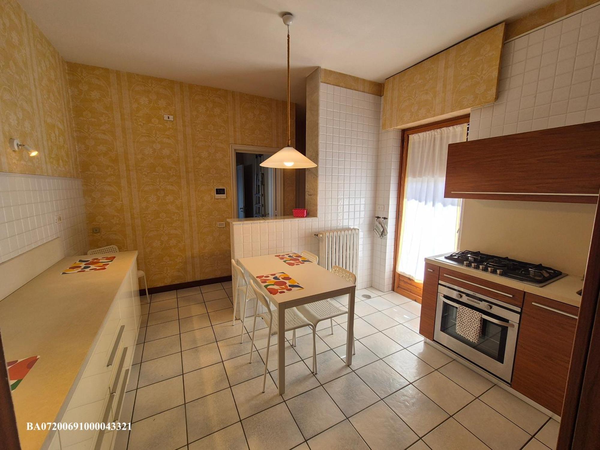 Front Beach Apartment - 3 Bedrooms Bari Esterno foto